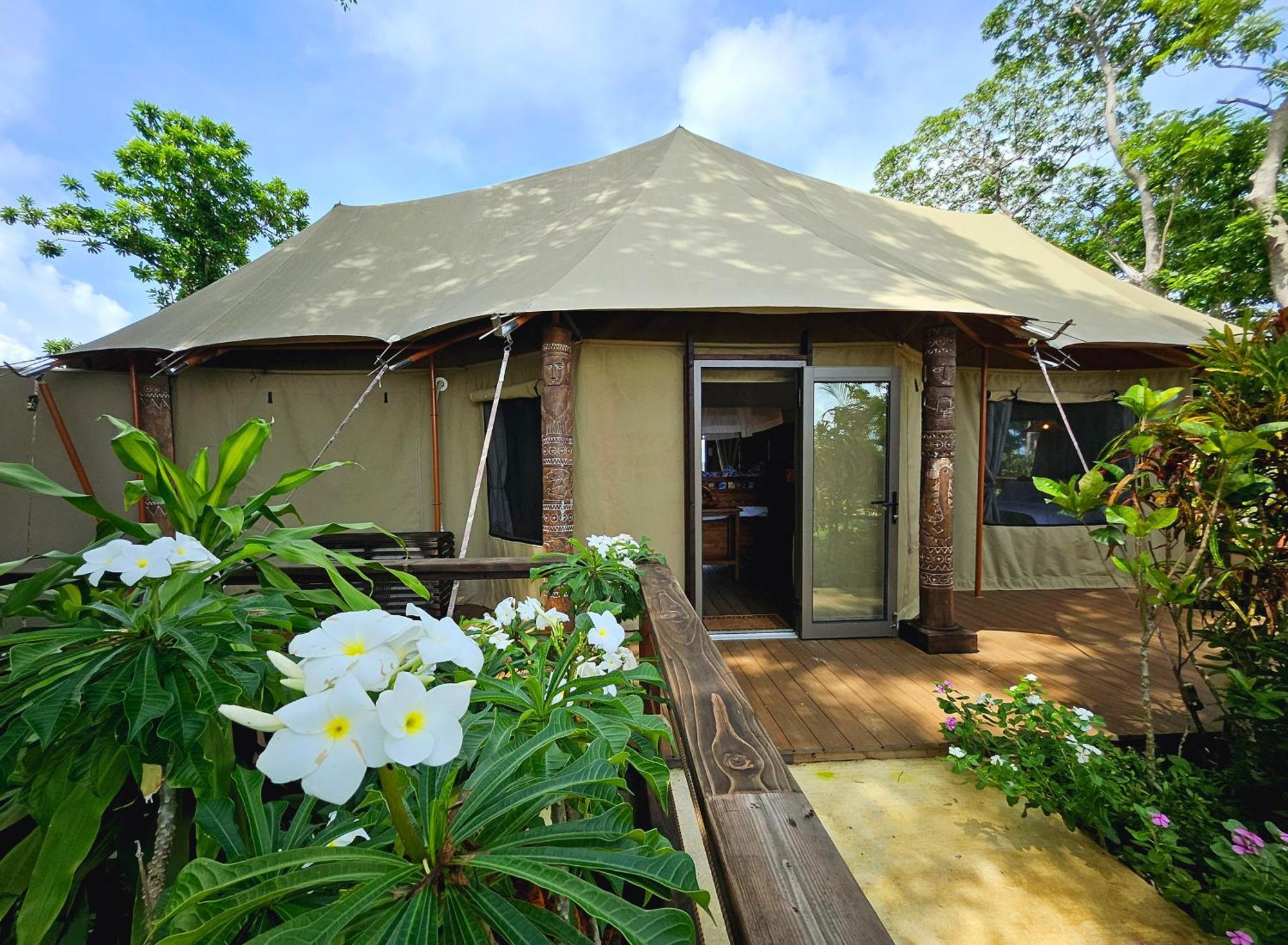 Palau Carolines Resort Koror Extérieur photo